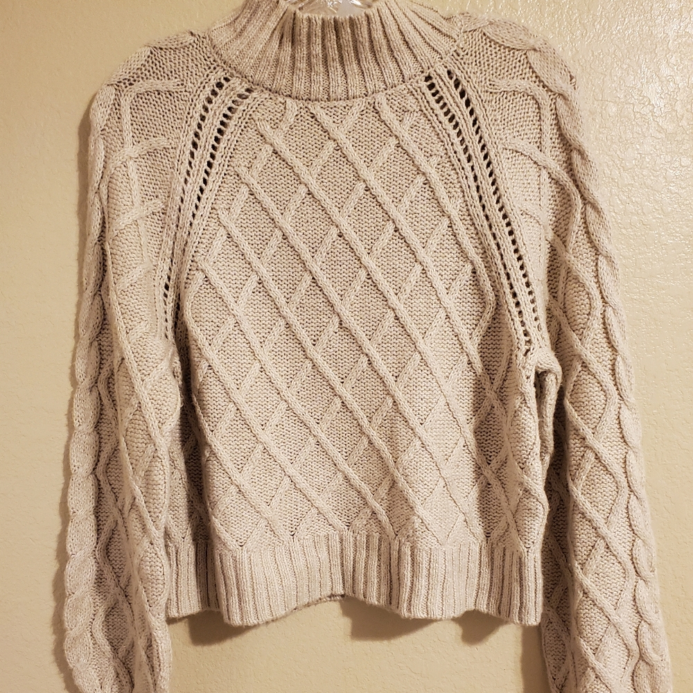 American Eagle Outfitters Knit Sweater New with Tag